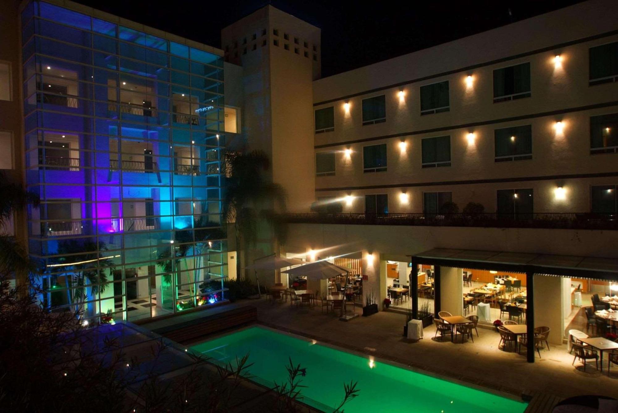 Radisson Poliforum Plaza Hotel Λεόν Εξωτερικό φωτογραφία